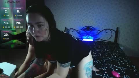 Emmy Bright     50  online show from 24, 11, 2025