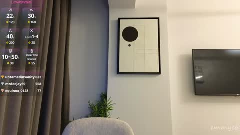 Em online show from 18, 12, 2024