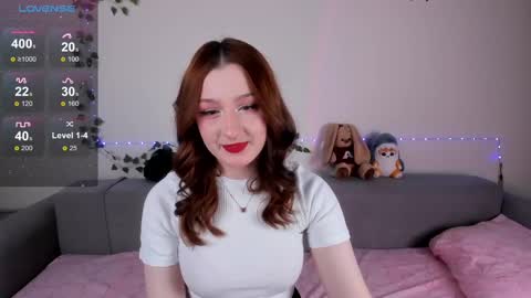 Snapshot of emmyflower chatting on 25, 2, 2025 emmyflower online show from 25, 2, 2025