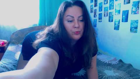 Snapshot of emmyxotty chatting on 25, 11, 2025 Emmy online show from 25, 11, 2025