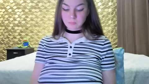 Snapshot of emonyashka chatting on 17, 5, 2026 Emo online show from 17, 5, 2026