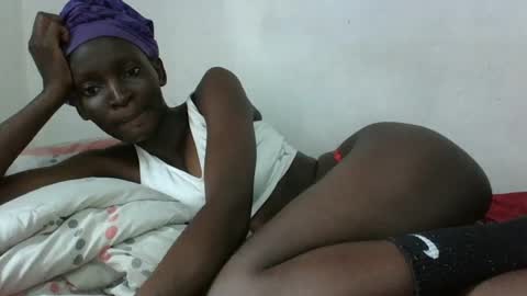 Snapshot of empress_ivy1 chatting on 18, 7, 2026 empress_ivy1 online show from 18, 7, 2026