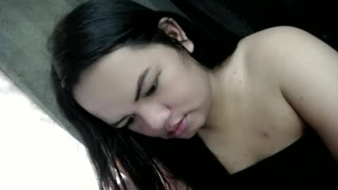 Snapshot of empressrheo chatting on 2, 6, 2026 empressrheo online show from 2, 6, 2026
