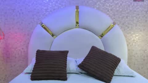 Snapshot of emy_rosse25 chatting on 6, 11, 2025 Emy online show from 6, 11, 2025