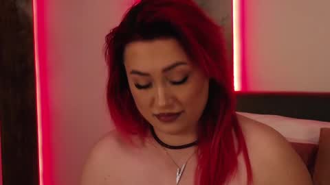 Snapshot of emyhilton_ chatting on 18, 2, 2025 Emy online show from 18, 2, 2025