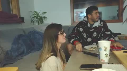 Snapshot of emyxxl chatting on 3, 2, 2026 emyxxl online show from 3, 2, 2026