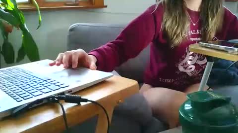 Snapshot of emyxxl chatting on 13, 2, 2026 emyxxl online show from 13, 2, 2026