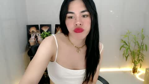 Snapshot of enchantress_mia03 chatting on 16, 6, 2026 enchantress_mia03 online show from 16, 6, 2026