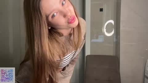 Mia online show from 6, 12, 2024