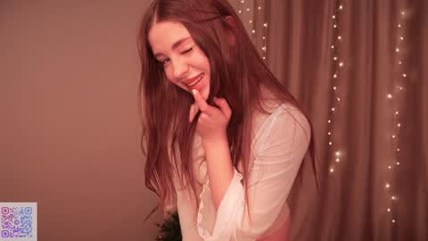 Mia online show from 2, 1, 2025