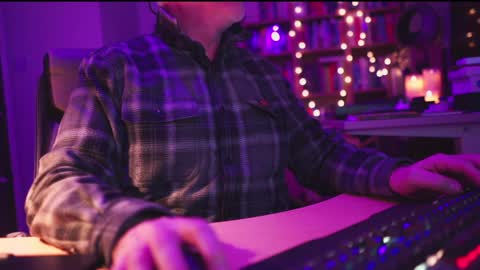 uk online show from 25, 1, 2025