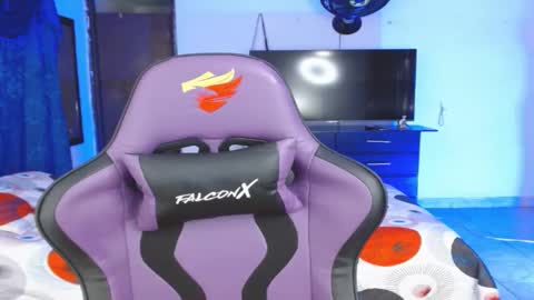 Engiel phoenix instagram engiel 13 online show from 27, 2, 2025