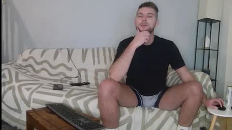 Snapshot of englishladxxx chatting on 9, 10, 2025 Englishladxxx online show from 9, 10, 2025