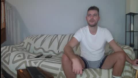 Snapshot of englishladxxx chatting on 12, 10, 2025 Englishladxxx online show from 12, 10, 2025