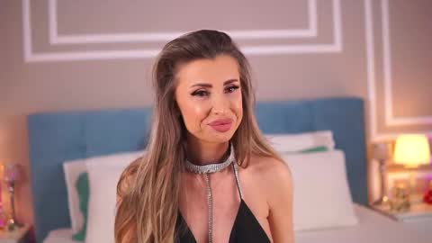 Emma online show from 27, 2, 2025