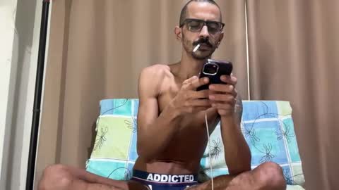 Snapshot of enjoythetrip chatting on 28, 2, 2025 Luke online show from 28, 2, 2025