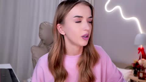 Snapshot of entya chatting on 16, 12, 2025 entya online show from 16, 12, 2025