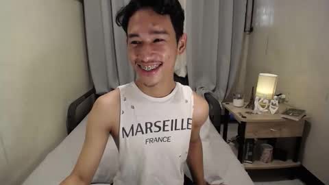 Snapshot of enzinoxx2024 chatting on 12, 11, 2025 enzo online show from 12, 11, 2025