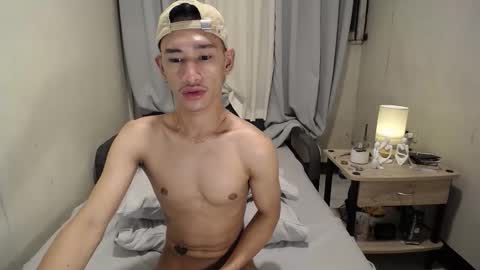 Snapshot of enzinoxx2024 chatting on 17, 11, 2025 enzo online show from 17, 11, 2025