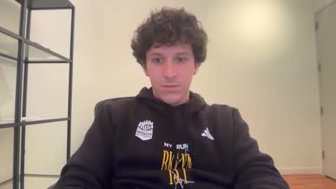 Snapshot of enzyme_ chatting on 15, 1, 2025 enzyme_ online show from 15, 1, 2025