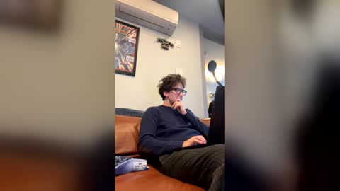 Snapshot of enzyme_ chatting on 12, 1, 2026 enzyme_ online show from 12, 1, 2026