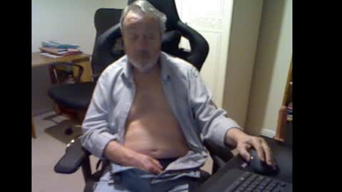 erasmus_d online show from 9, 1, 2025