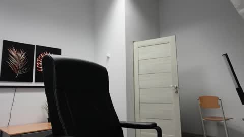    online show from 16, 9, 2025