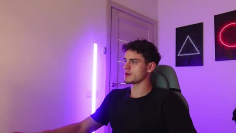    online show from 24, 9, 2025