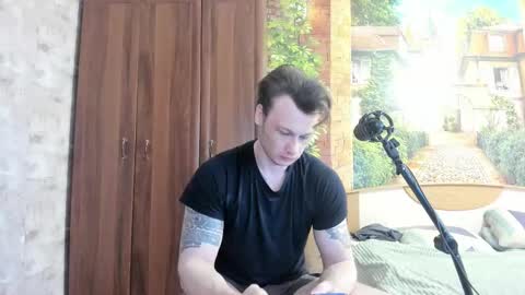 Snapshot of eric_the_vikking chatting on 4, 11, 2025 Eric online show from 4, 11, 2025