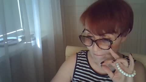 Snapshot of erica_lynn chatting on 1, 5, 2026 erica_lynn online show from 1, 5, 2026