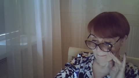 Snapshot of erica_lynn chatting on 3, 5, 2026 erica_lynn online show from 3, 5, 2026