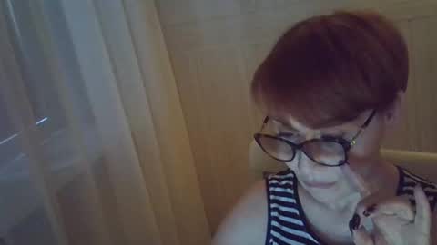 Snapshot of erica_lynn chatting on 4, 5, 2026 erica_lynn online show from 4, 5, 2026