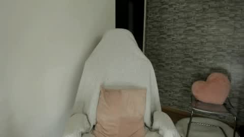Snapshot of erica_xoo chatting on 26, 5, 2026 Riaaa online show from 26, 5, 2026