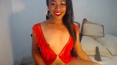 erika_madrigal online show from 23, 12, 2024