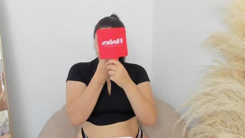 Erika Mendez online show from 12, 12, 2024