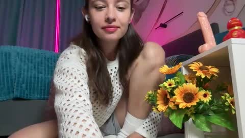 Erika Miu online show from 17, 10, 2025