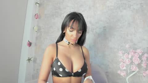 Erikabeee online show from 28, 3, 2026