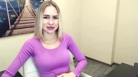 Erika online show from 20, 12, 2024