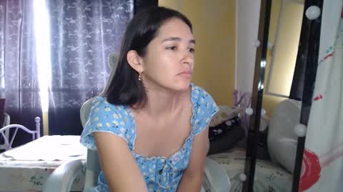 erina_1 online show from 14, 11, 2025