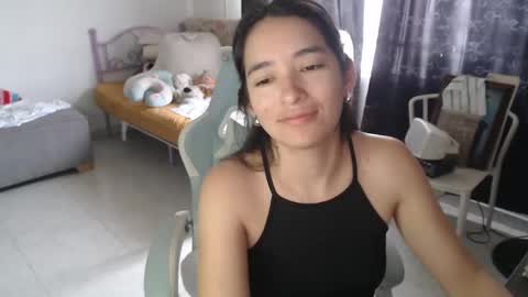 Snapshot of erina_1 chatting on 15, 5, 2026 erina_1 online show from 15, 5, 2026