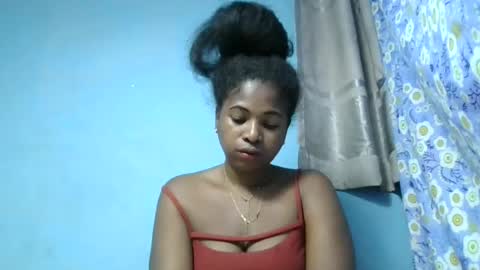 Snapshot of erisca19 chatting on 15, 6, 2026 Erisca19 online show from 15, 6, 2026