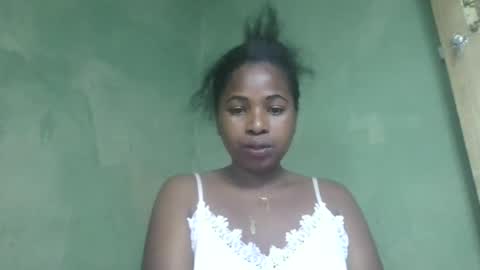 Snapshot of erisca19 chatting on 5, 7, 2026 Erisca19 online show from 5, 7, 2026