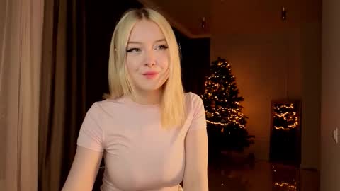 Snapshot of erlenbayer chatting on 25, 2, 2026 Chanel online show from 25, 2, 2026