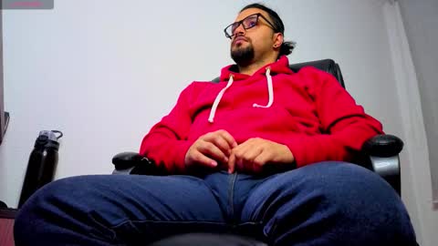 Snapshot of ernesto_rodriguez_82 chatting on 25, 2, 2026 ernesto rodriguez 82 online show from 25, 2, 2026