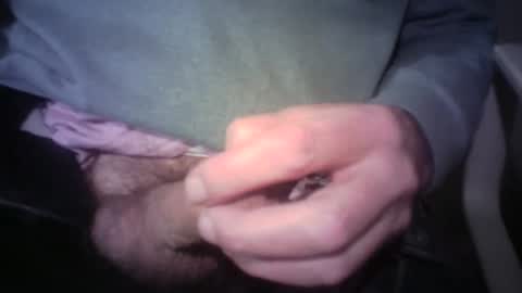 Snapshot of ernie4u chatting on 8, 1, 2025 Ernie online show from 8, 1, 2025