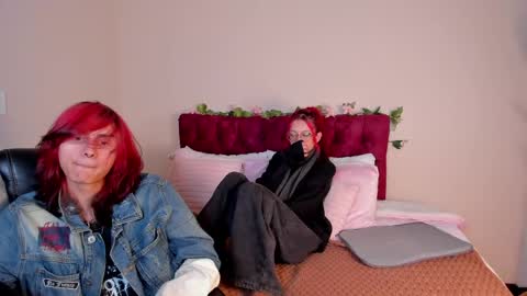 Snapshot of eros_nyx_ chatting on 15, 5, 2026 eros_nyx_ online show from 15, 5, 2026