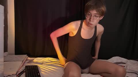 Snapshot of eroslove90 chatting on 11, 10, 2025 eroslove90 online show from 11, 10, 2025