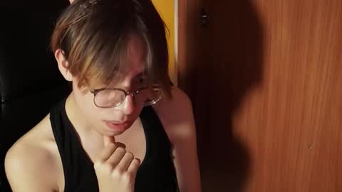 Snapshot of eroslove90 chatting on 14, 11, 2025 eroslove90 online show from 14, 11, 2025