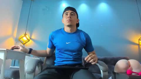 Snapshot of eross_santy chatting on 22, 2, 2026 Eross online show from 22, 2, 2026