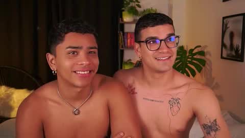 Snapshot of eroswild_ chatting on 4, 10, 2025 Eros Wild online show from 4, 10, 2025